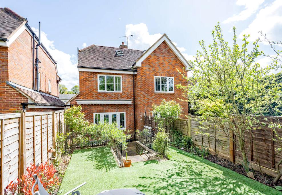 Thorndown Lane, Windlesham